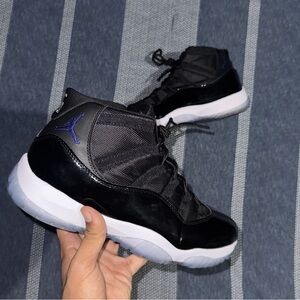 Jordan 11 space jam